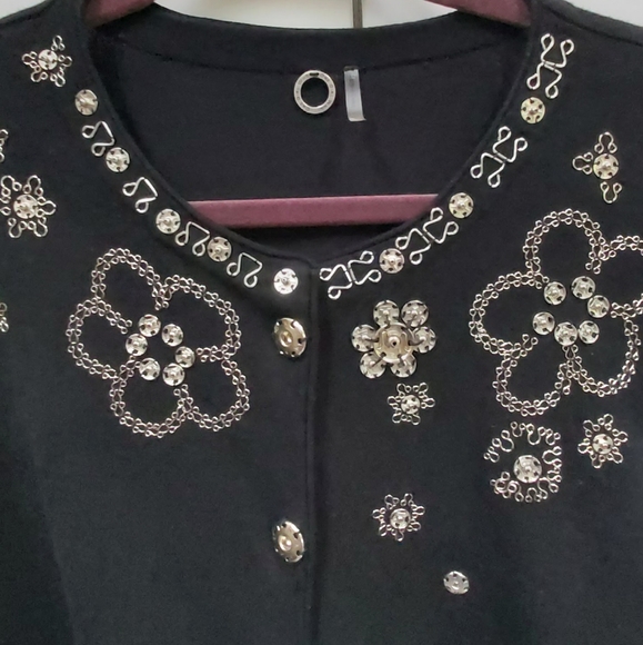 One Girl Who sweater - Picture 1 of 13